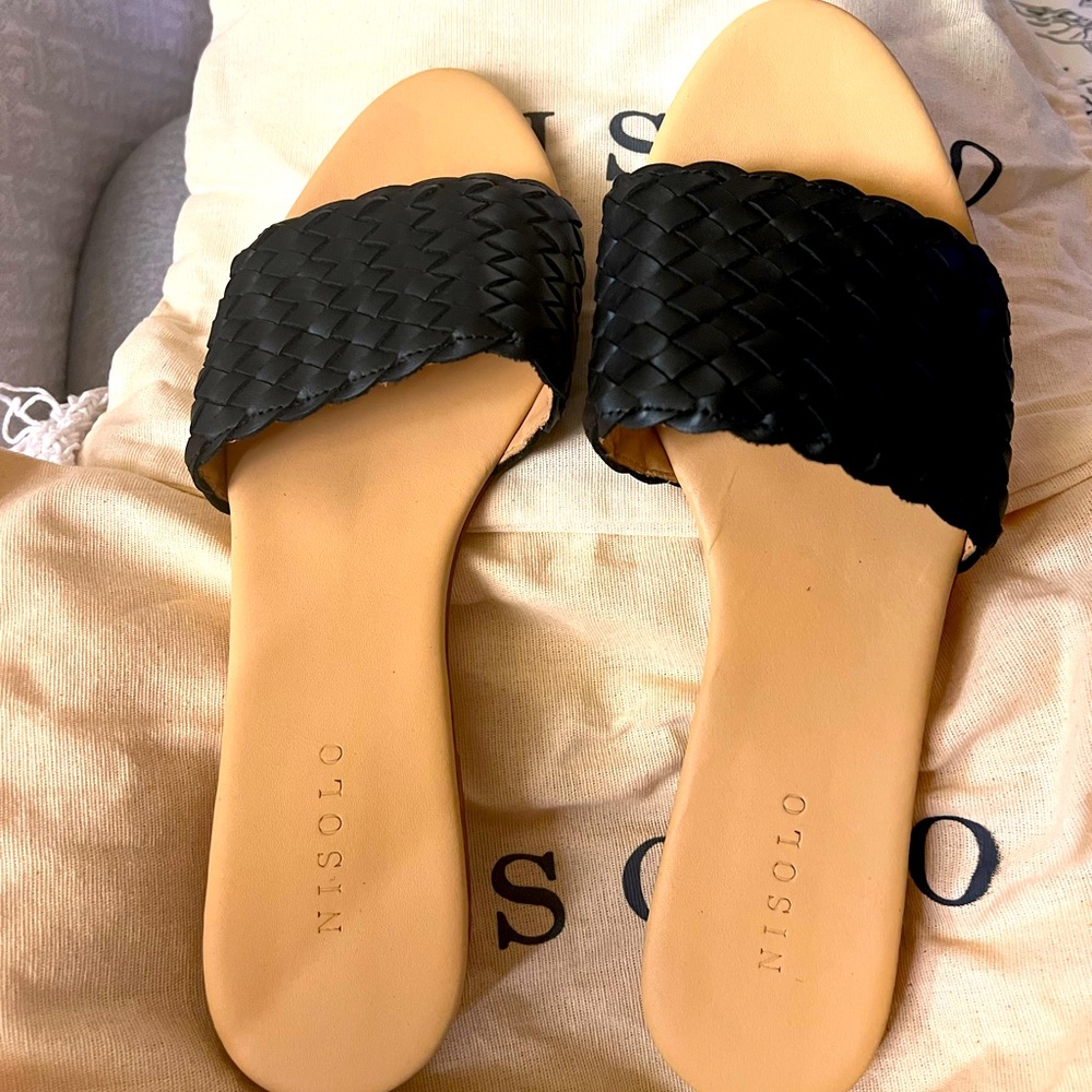 NWT Box and bag. Nisolo Isla Woven Slide Sandal sz 9